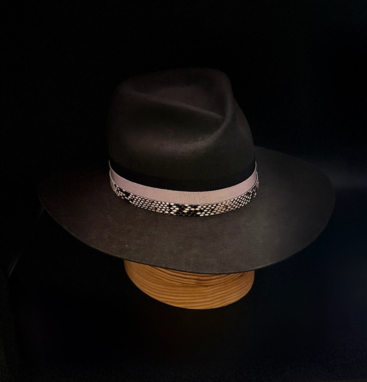 Custom 100% Rabbit Hat Deposit