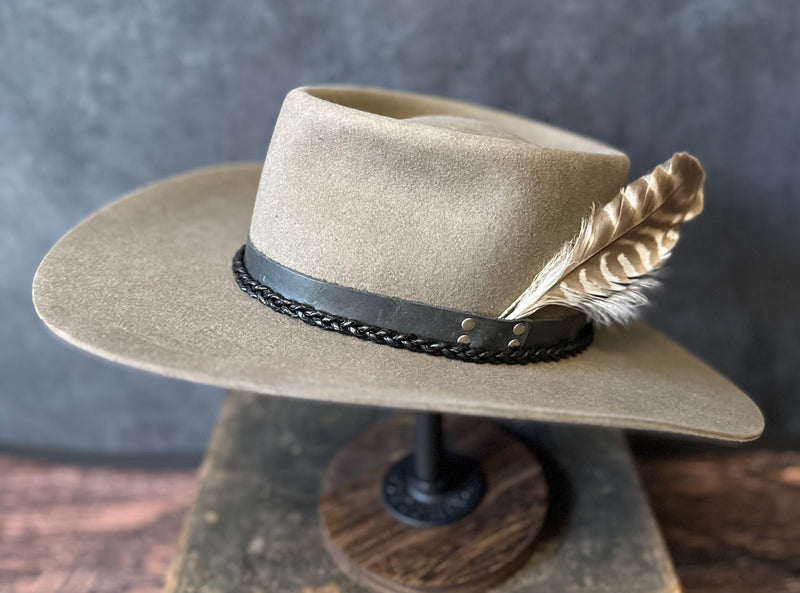Color:  Granite